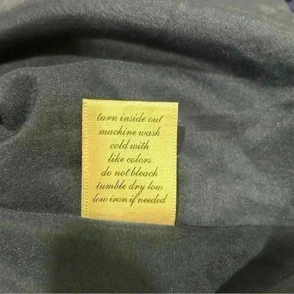 NWT MiAmi Francesca’s V Neck Navy Crochet Short Sleeve Cotton Romper Size L - Picture 3 of 8